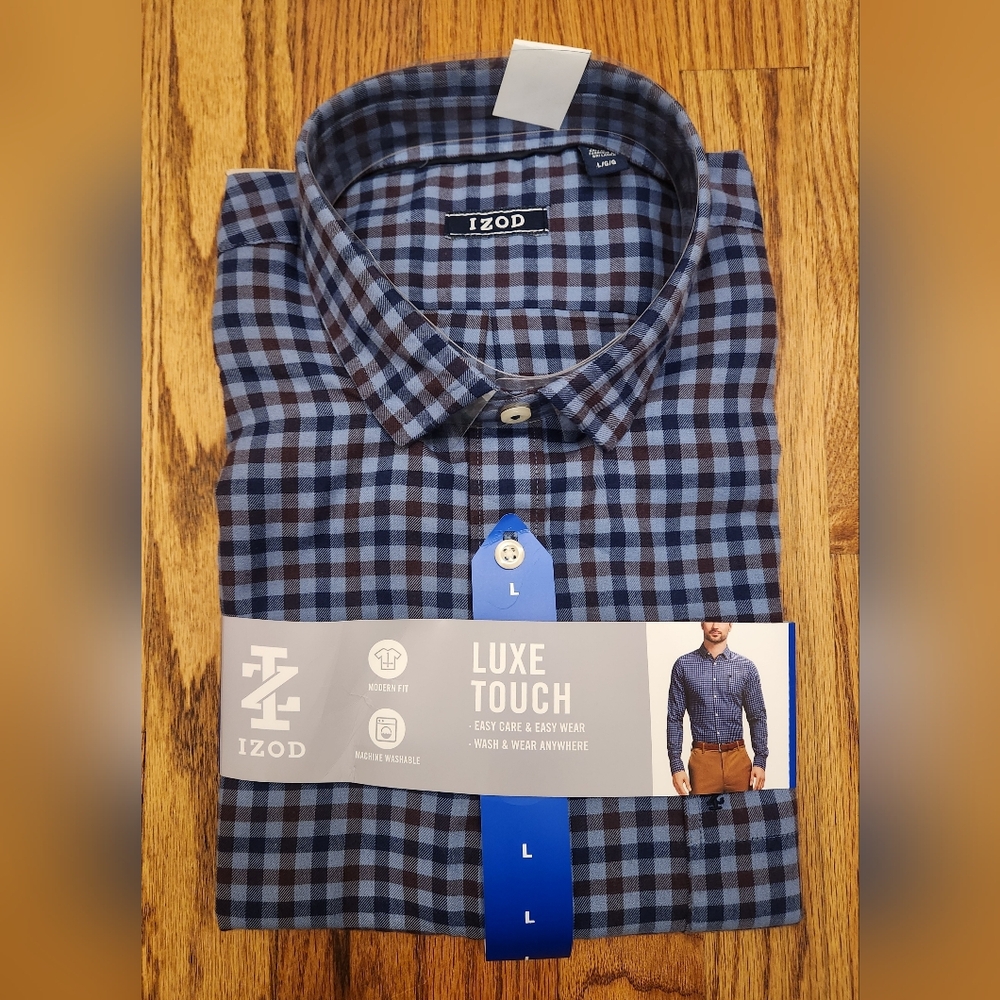 New IZOD Men's Modern Fit Luxe Touch Twill Button Down Shirt (Large, Blue)